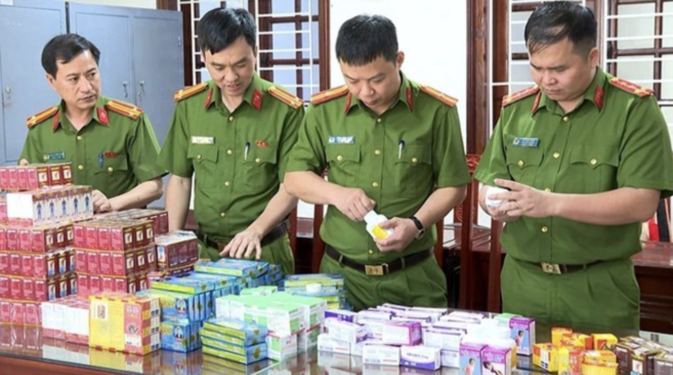 Bộ Y tế mở cao điểm truy quét thuốc giả, mỹ phẩm lậu dịp Tết